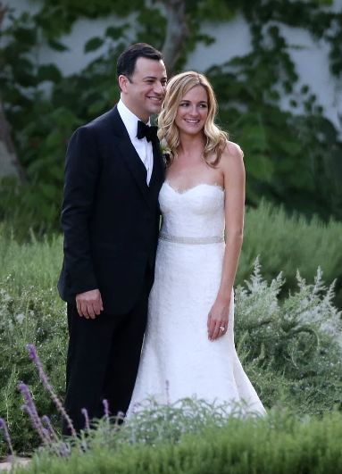 مولي ماكنيرني Jimmy Kimmel S Wife العمر صافي الثروة الوظيفة نجوم الفن موقع يهتم بكل اخبار الفن واخبار الفنانين النجوم والنجمات والمشاهير حول العالم